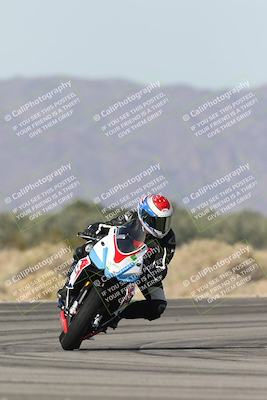 media/Nov-30-2025-TrackXperience (Sun) [[c0061d280f]]/3-Level 1/Session 3 (Turn 16)/